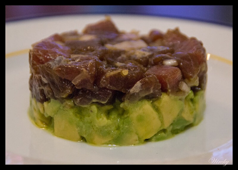 Tartar de atún rojo y aguacate